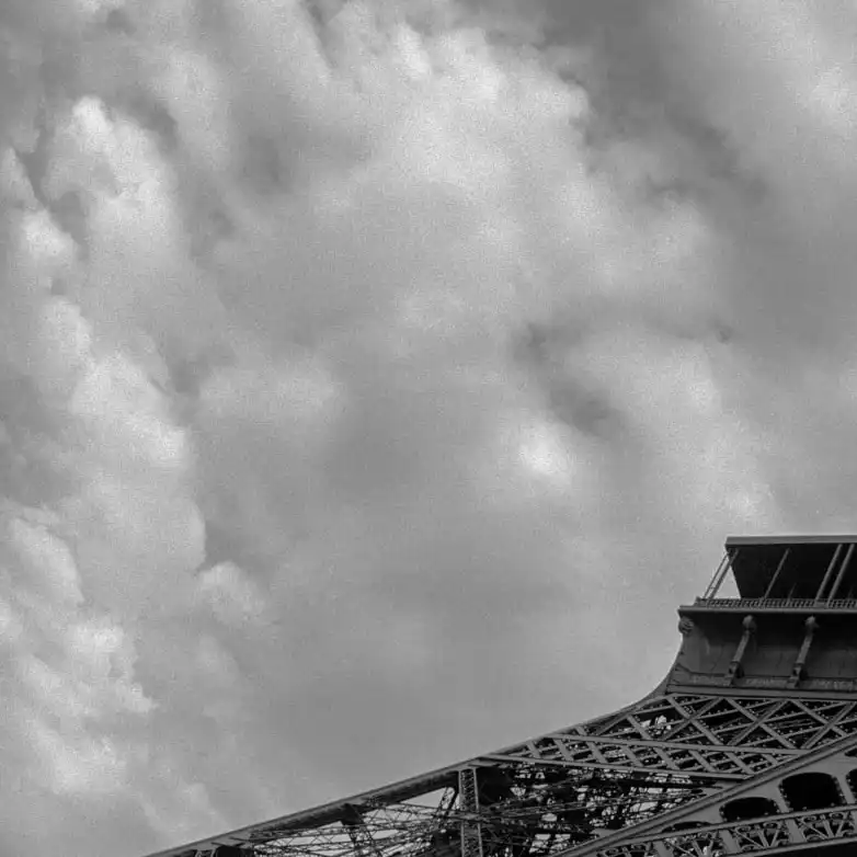 Eiffel Panoramica Wall Art - Image 15