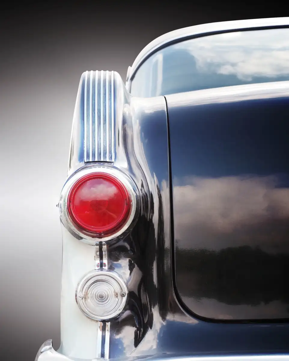 US Classic Car Chieftain 1955 Tail Light Wall Art - Image 8